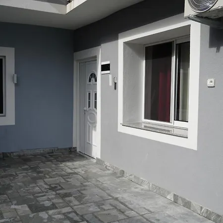 Garden アパート Shkodër